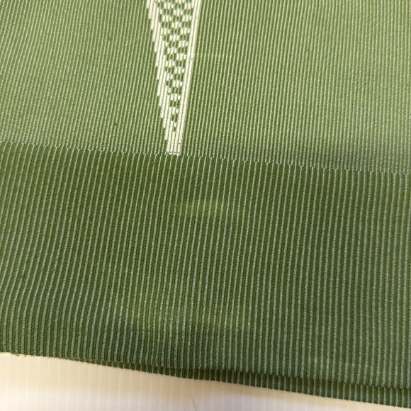 Vintage Athleta Partial Zip Green and White Yoga Top  - size Small - Picture 10 of 11